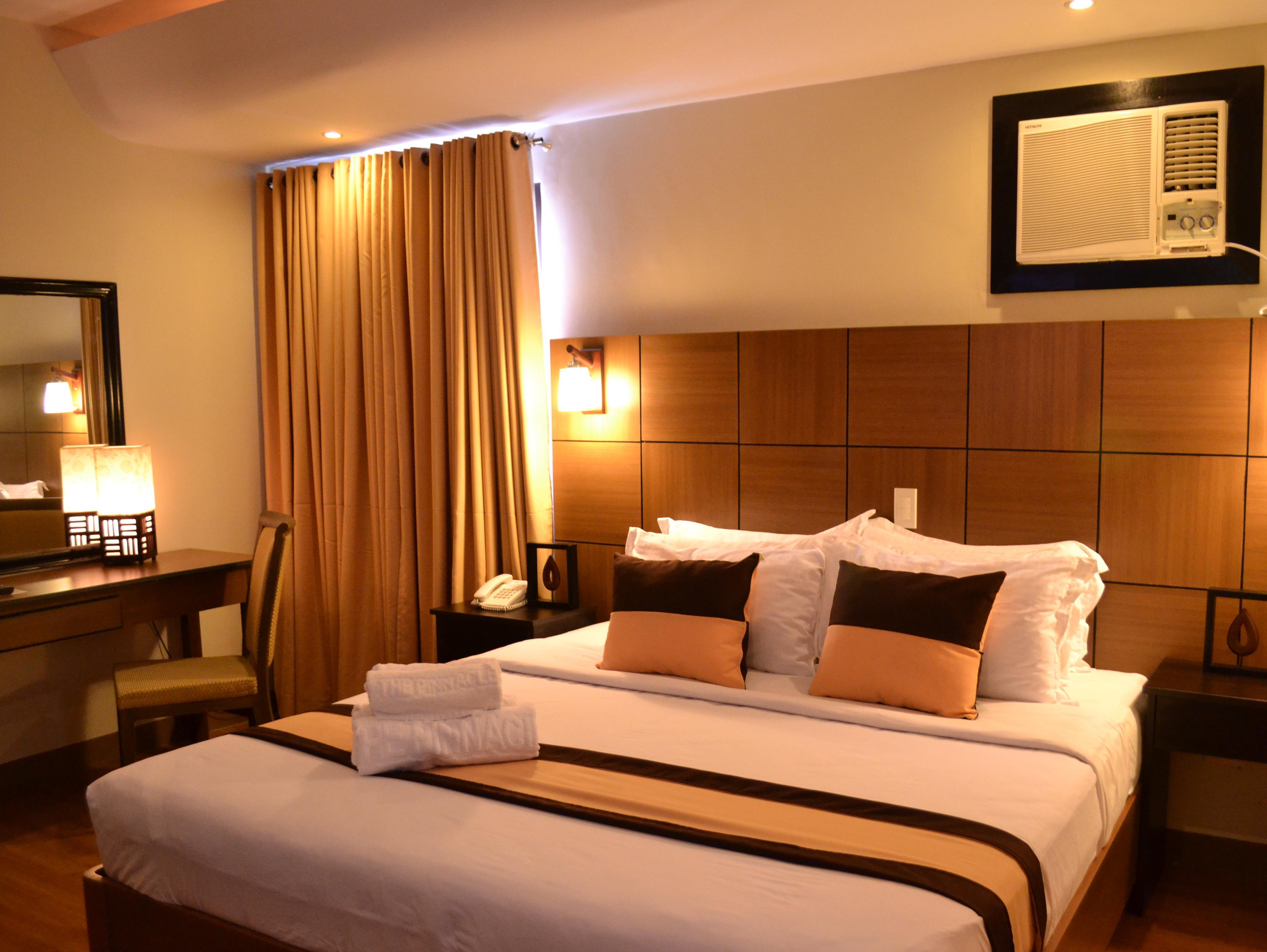 The Pinnacle Hotel And Suites Davao City Eksteriør billede